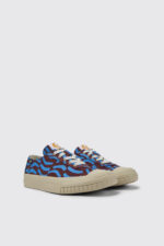 Camaleon Blue and burgundy sneakers for women