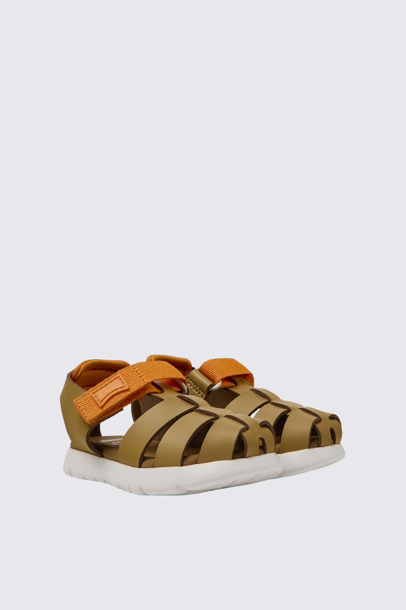 Oruga Brown leather sandals