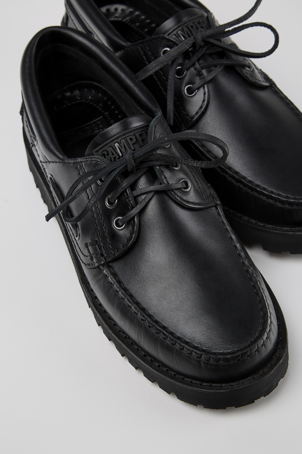 Nautico Black boat shoe for men