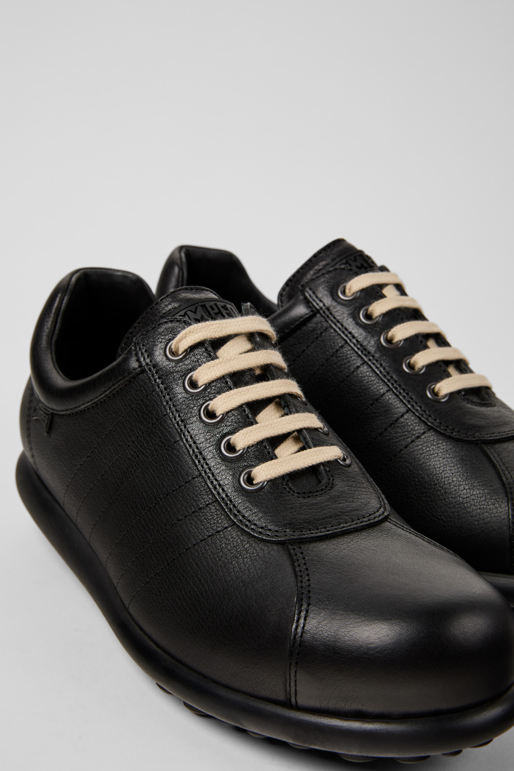 Pelotas Black Vegetable-Tanned Leather Shoes for Men.
