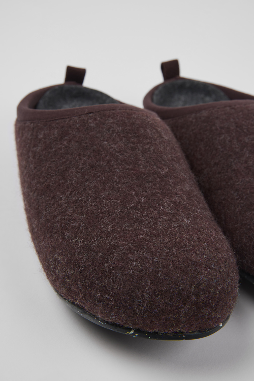 Wabi Burgundy wool slippers for women