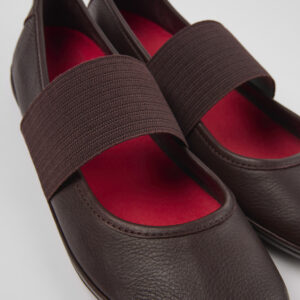 Right Burgundy leather ballerinas for women