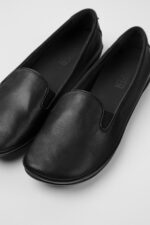 Right Black Ballerinas for Women