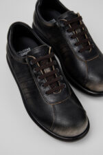 Pelotas Gray Leather Shoes for Women.