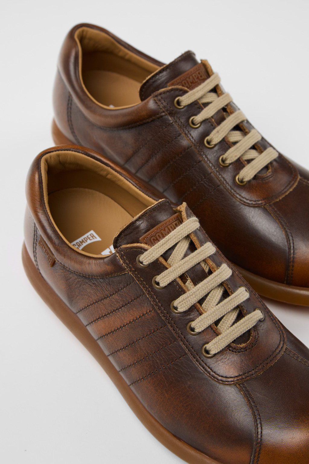 Pelotas Brown Leather Women's Shoe.