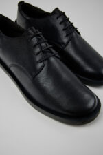 Wagon Black Leather Shoes for Men.