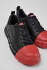 Junction Runner Black Leather Sneakers for Men.
