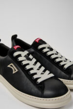 Runner Black Leather and Nubuck Sneakers for Men.
