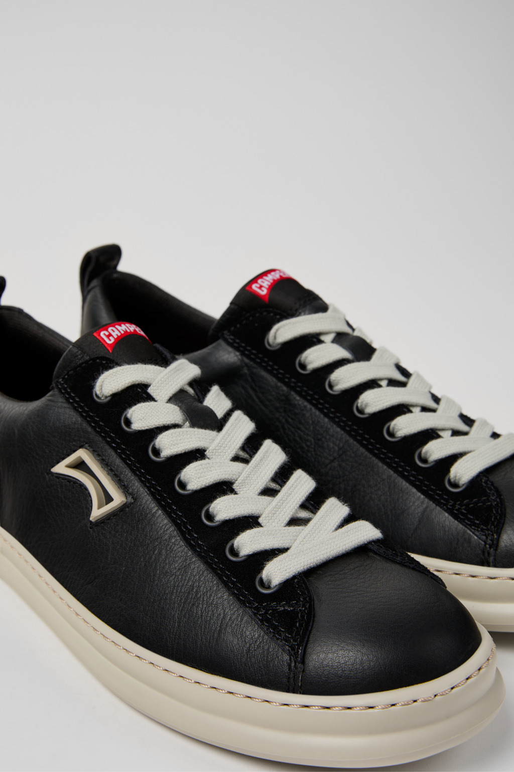 Runner Black Leather and Nubuck Sneakers for Men.