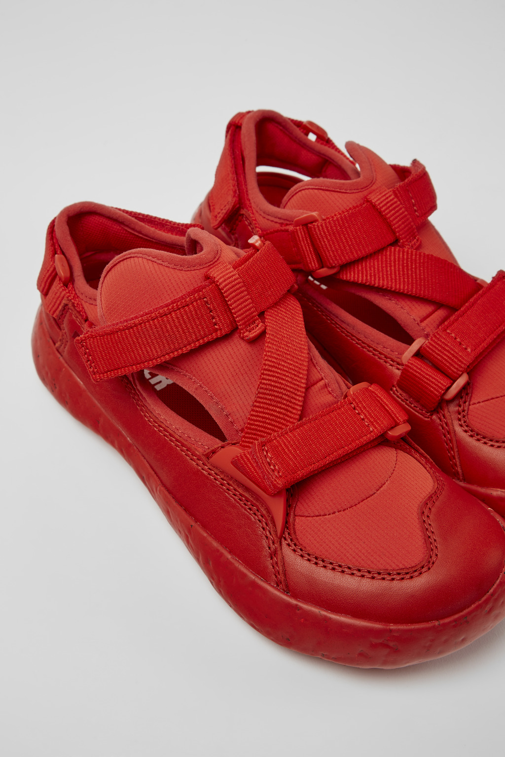 Peu Stadium Red semi-open sneakers for women
