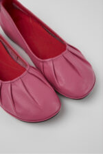 Right Pink leather ballerina flats for women