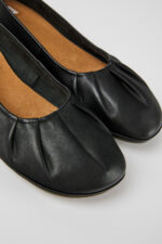 Right Black leather ballerinas for women