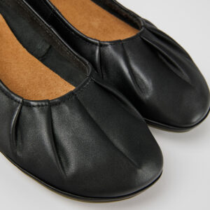 Right Black leather ballerinas for women