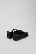 Right Nina Black Leather Ballerinas for Women.