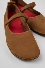 Right Nina Brown Nubuck Shoes for Women.