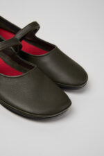 Right Nina Green Leather Shoes for Women.
