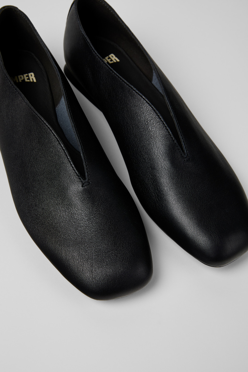 Casi Myra Black Leather Ballerinas for Women.