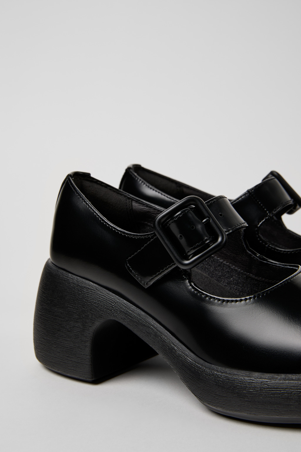 Thelma II Black Leather Moccasins for Women.