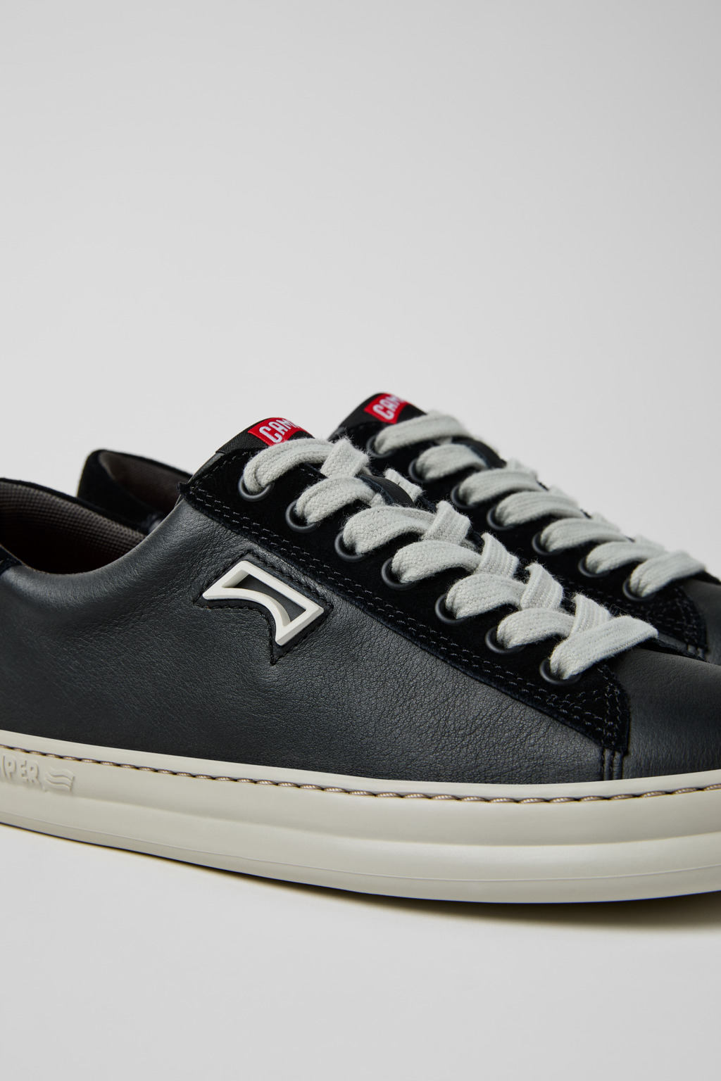 Runner Black Leather and Nubuk Sneakers for Women.