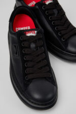 Runner Black Leather and Nubuck Sneakers for Women.