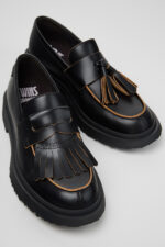 Twins Black Leather Moccasins for Women.