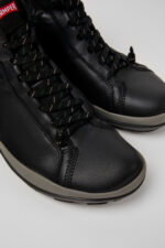 Peu Pista GM GORE-TEX Black Leather Mid Boots for Men.