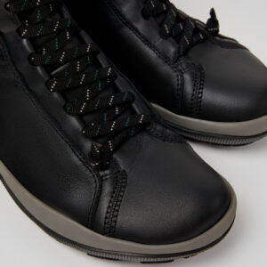 Peu Pista GM GORE-TEX Black Leather Mid Boots for Men.