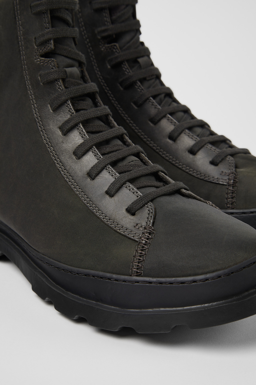 Brutus Dark gray textile and nubuck ankle boots for men