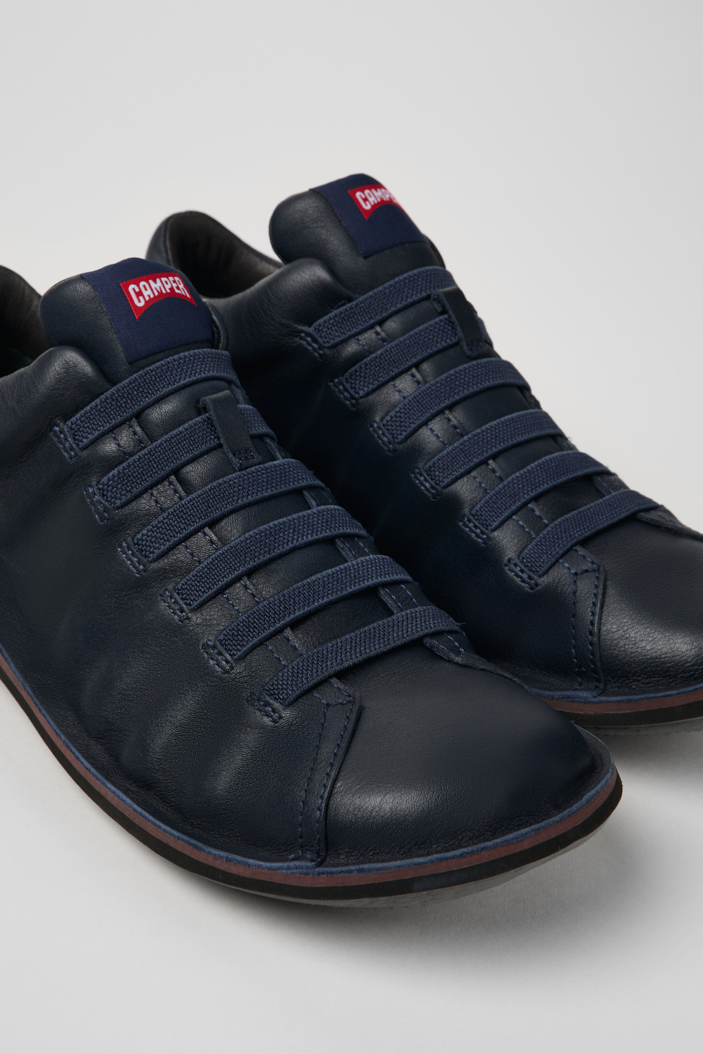 Beetle HYDROSHIELD® Blue leather sneakers