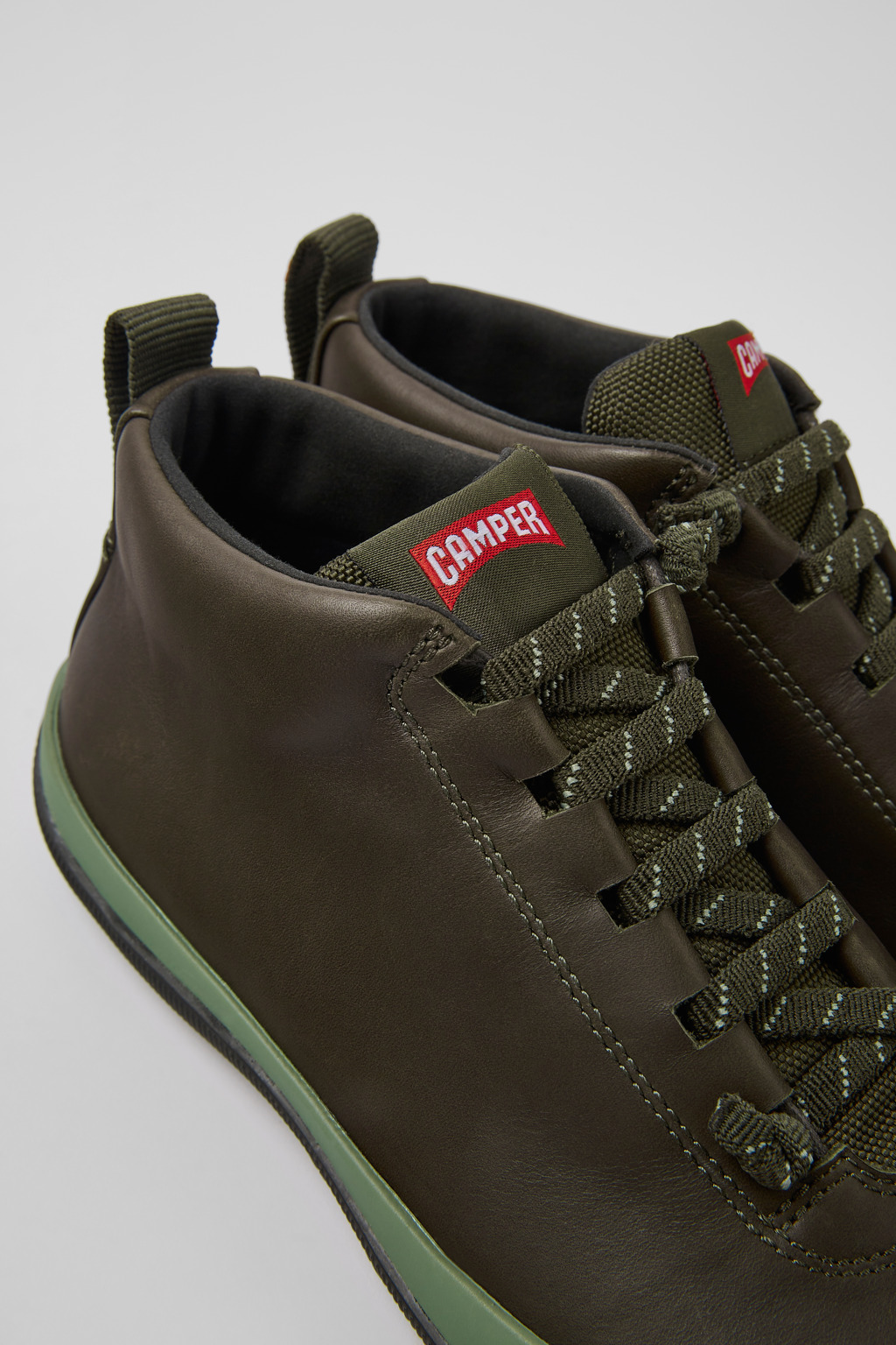 Peu Pista GORE-TEX Green leather sneakers for women