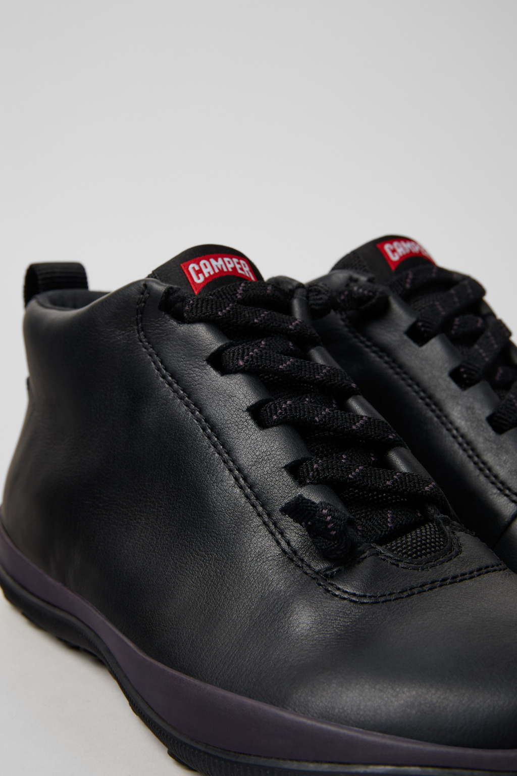 Peu Pista GORE-TEX Black Leather and Textile Ankle Boots for Women