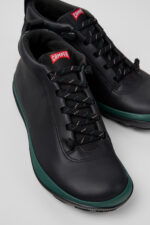 Peu Pista GM GORE-TEX Black Leather and Textile Ankle Boots for Women.