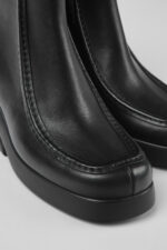 Kaah Black leather boots for women
