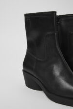 Bonnie Black leather boots for women