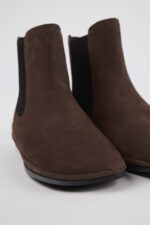 Right Brown nubuck boots for women