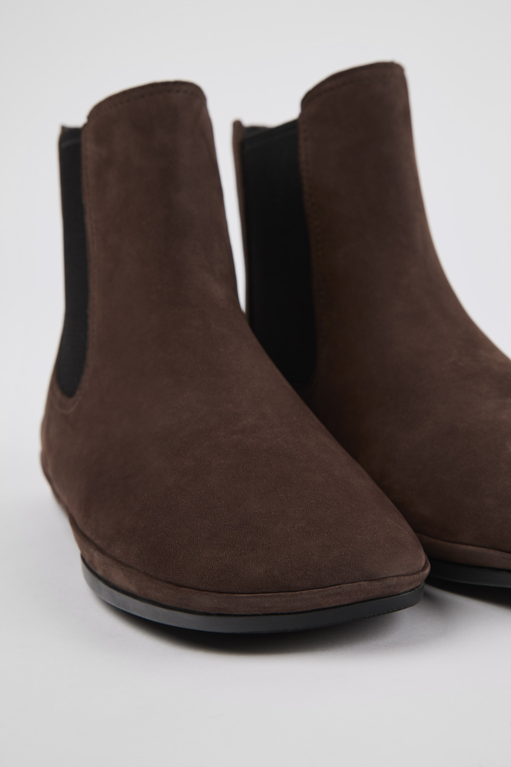 Right Brown nubuck boots for women