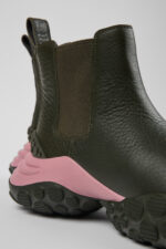 Pelotas Mars Green responsibly raised leather ankle boots
