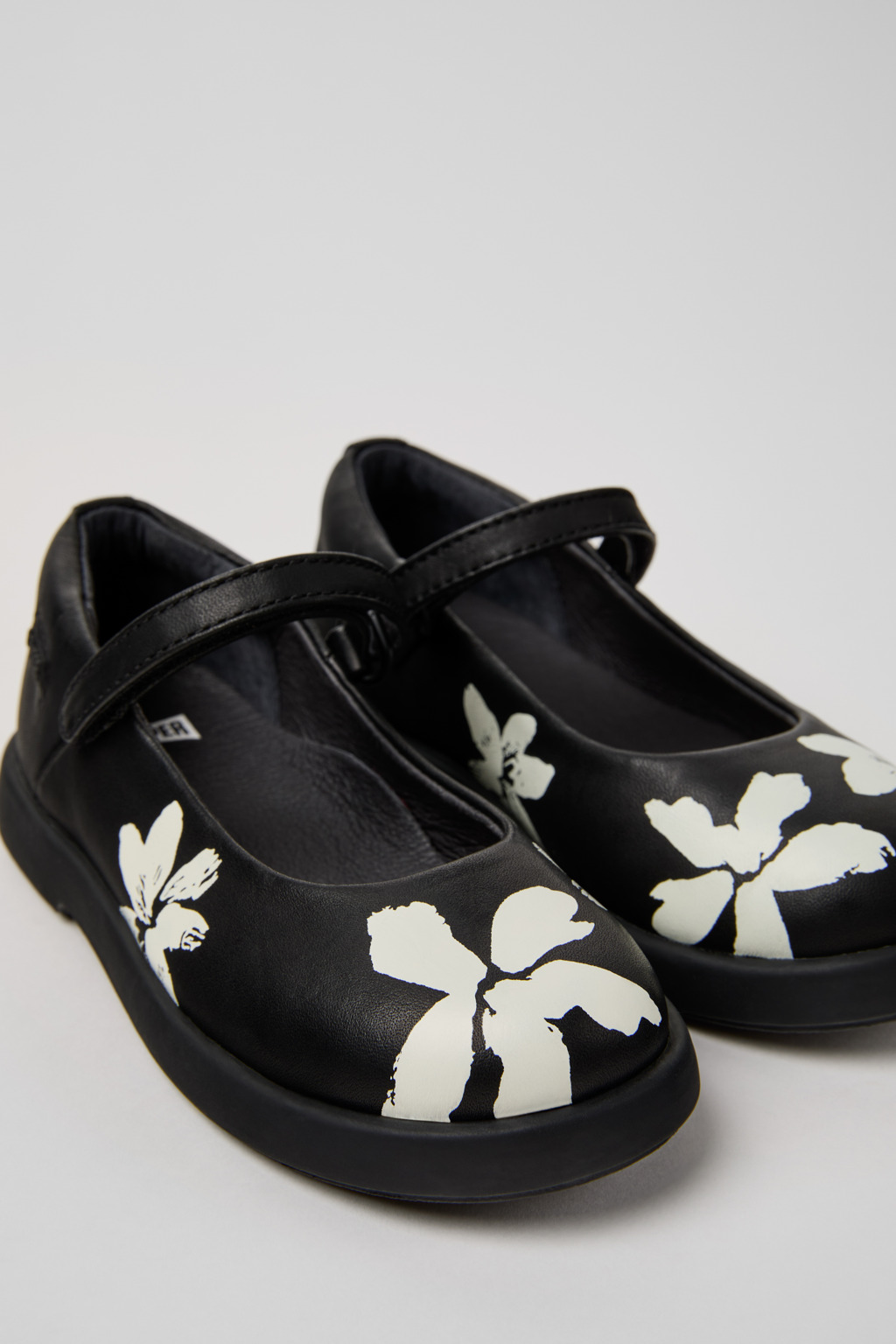 Twins Multicolor Leather Ballerinas for Kids.