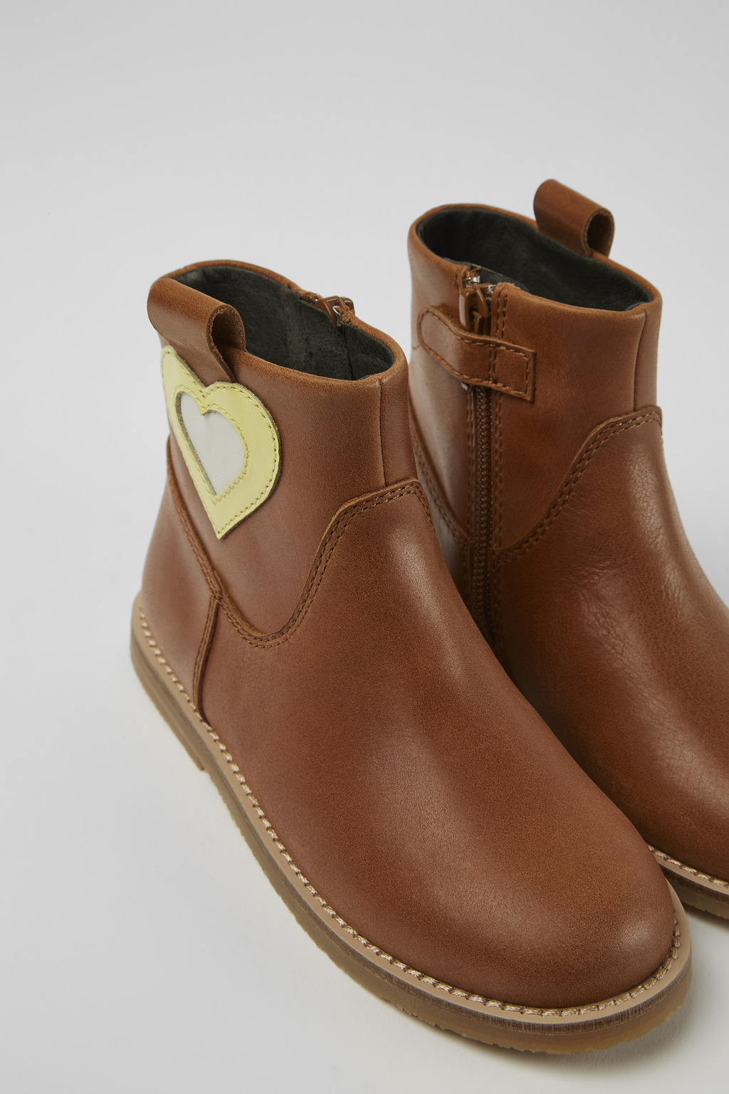 Twins Brown leather zip-up boots